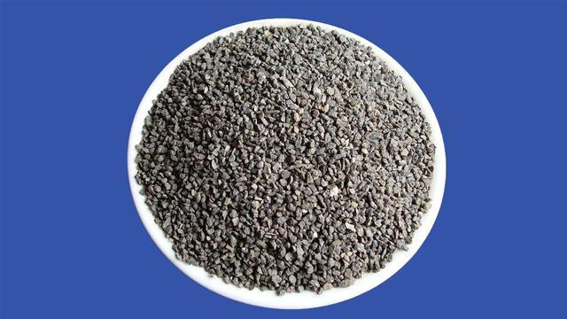 <a href='http://www.zzywzg.cn/jsll/8.html' target='_blank'><u>磁鐵礦濾料生產(chǎn)廠家</u></a>